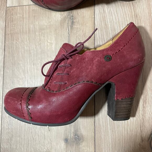 Gold Button Leather Heels Size 8 39 Burgundy Wingtip Booties - Picture 4 of 7